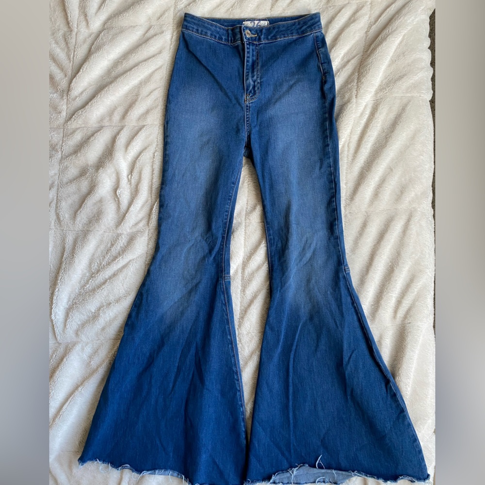 Free People Just Float On Flare/Bell Bottoms Jeans